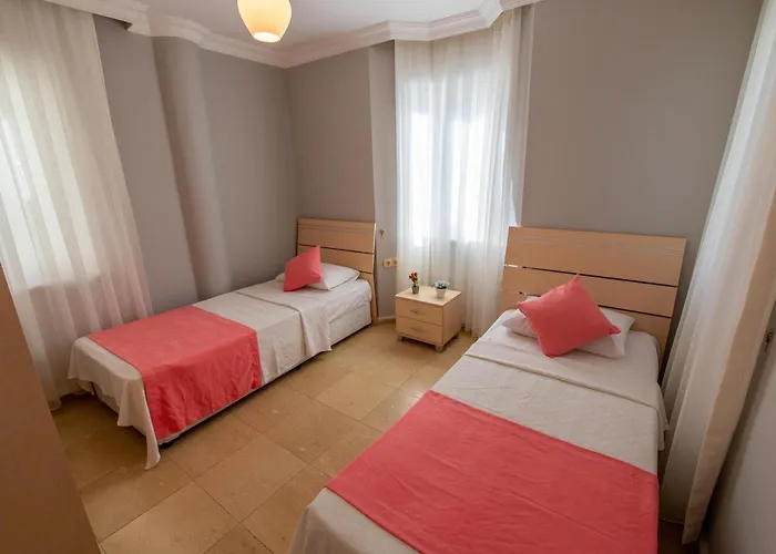 Sunset Club Aqualettings Starfish 4 Villa *